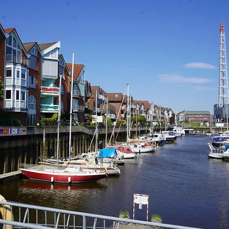 Marinacux Apartman *